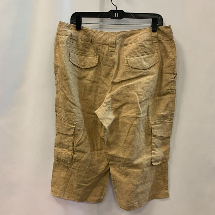 Pants: Linen Cargo Cropped Capris