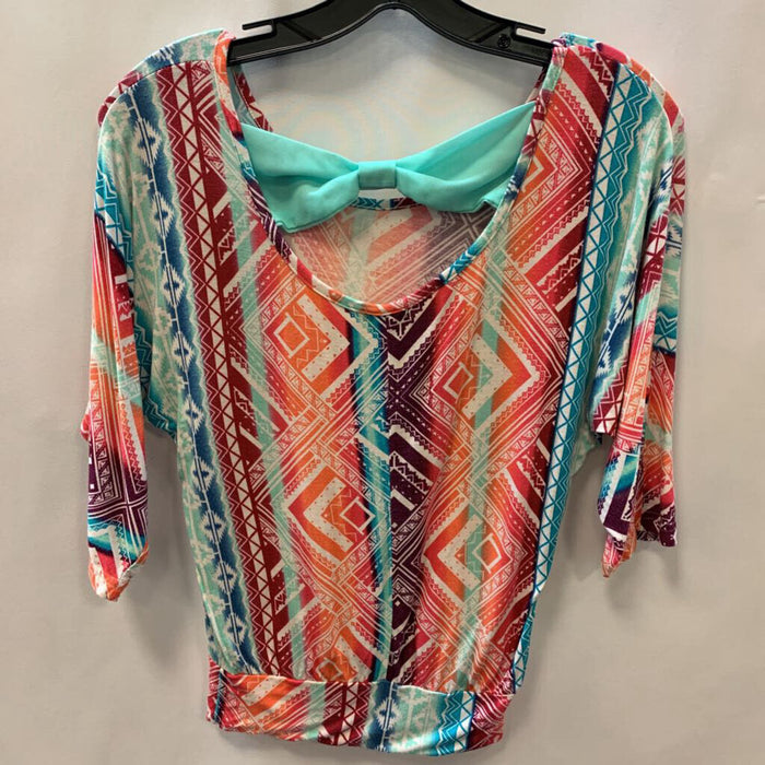 Shirt: Quarter Sleeve Geometric