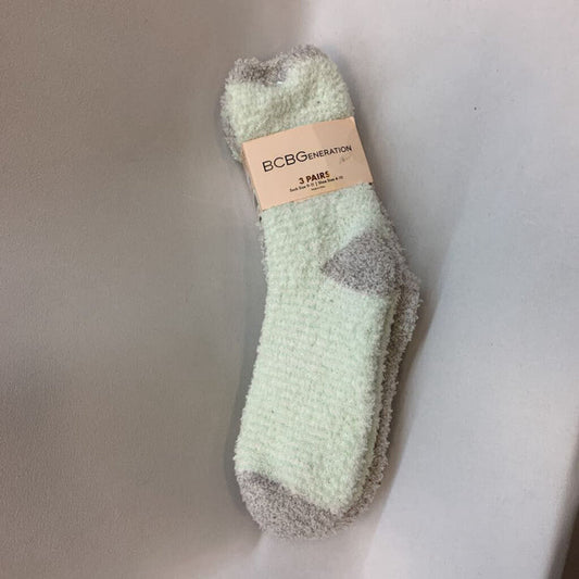 3 Pair Flower Fuzzy Calf Socks