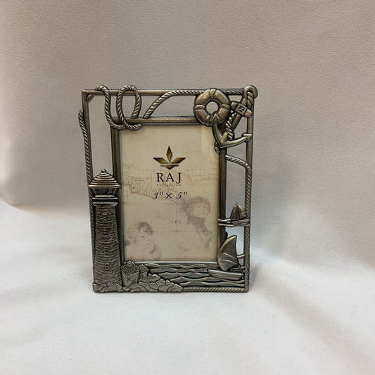 3" x 5" Metal Lighthouse Picture Frame