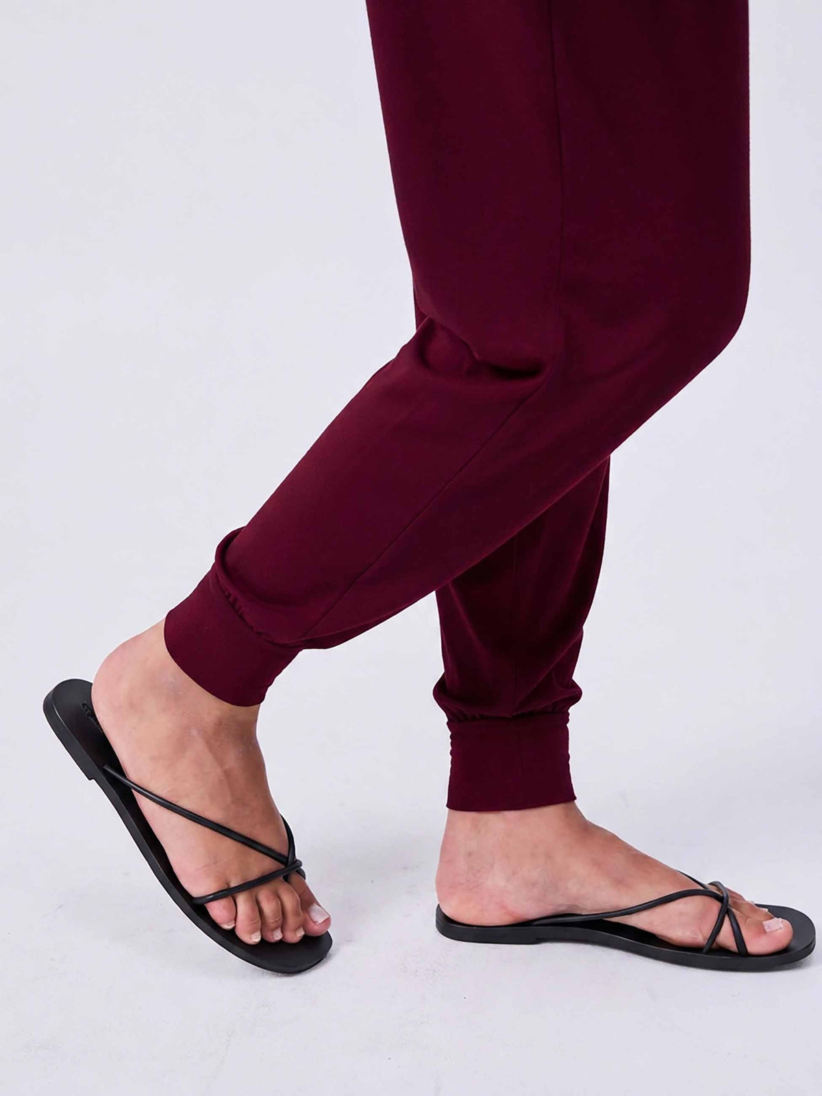Nomad Relax Pant - Sangria