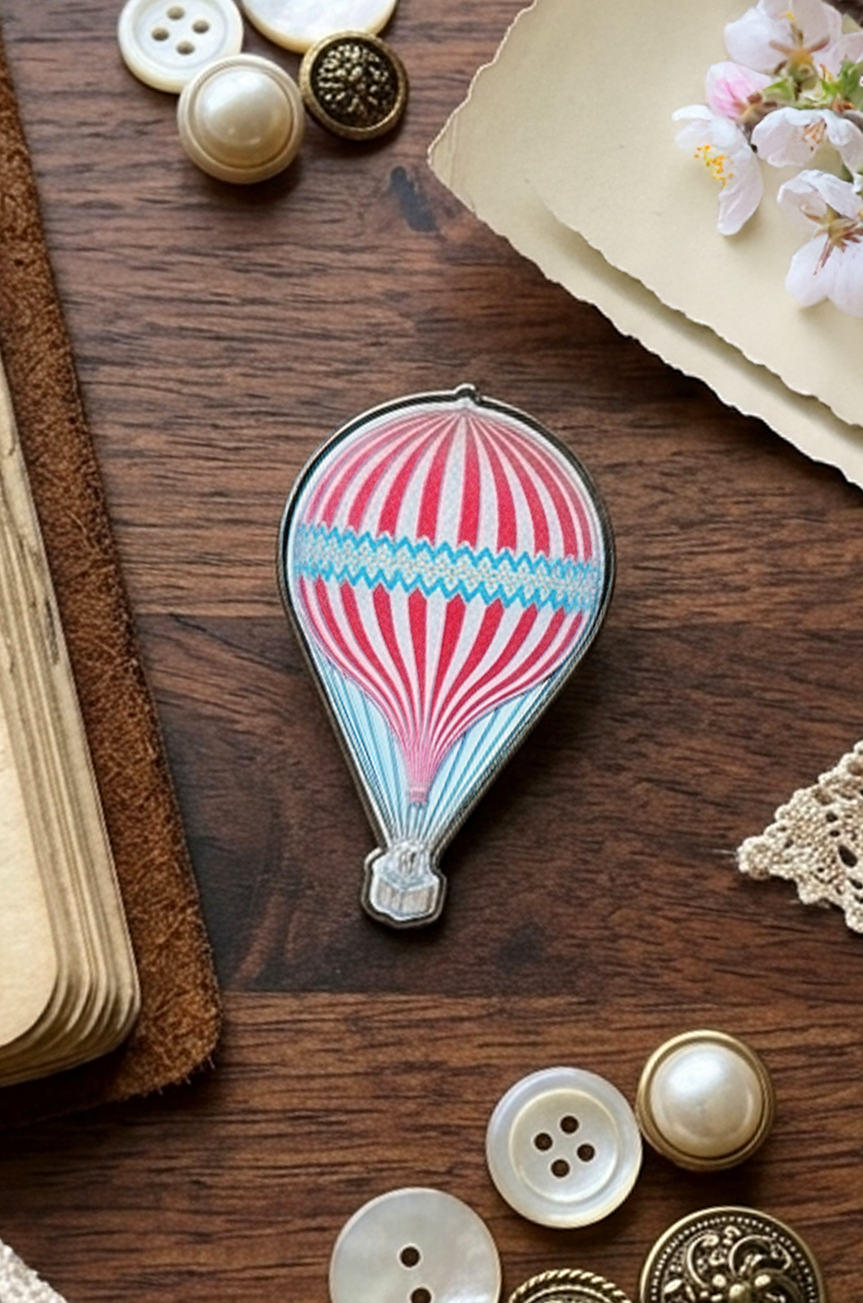 Harptree Village Follies Brooch (Balloon)