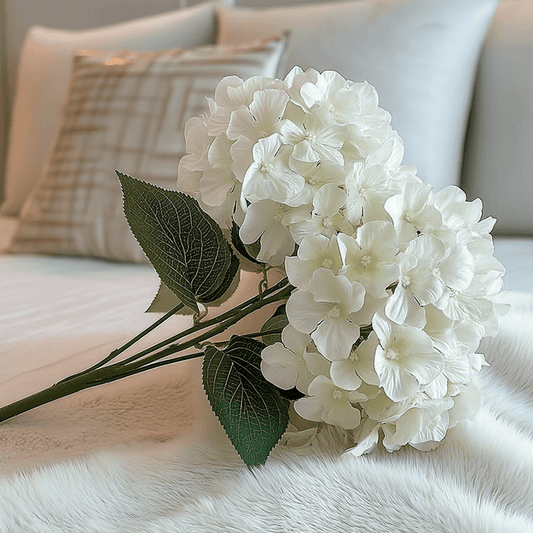 Cream Hydrangea Faux Floral Bunch Accessories