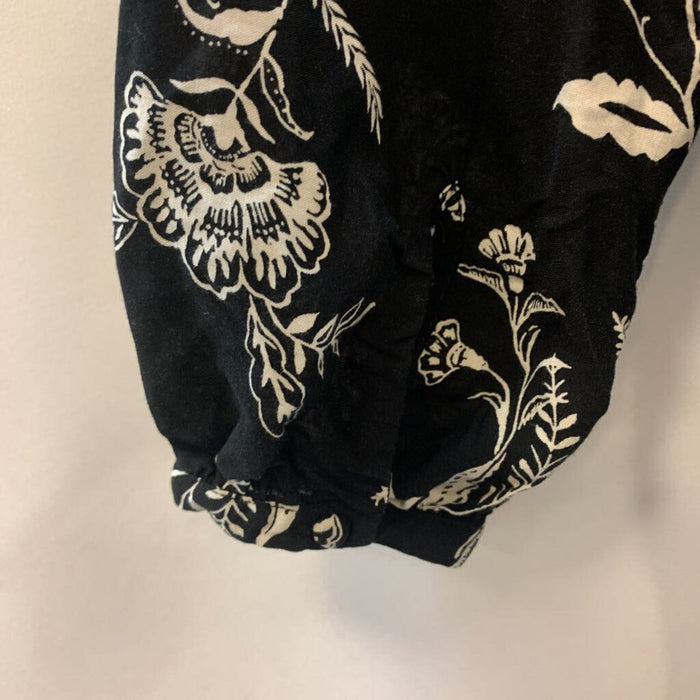 Dress: Long Sleeve Long Flowing Floral