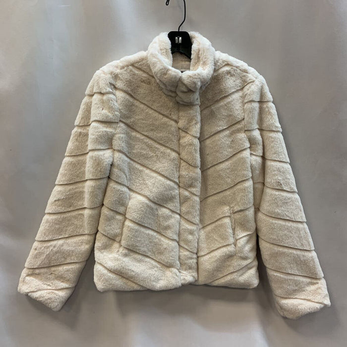 Jacket: Faux Fur Chevron Pattern