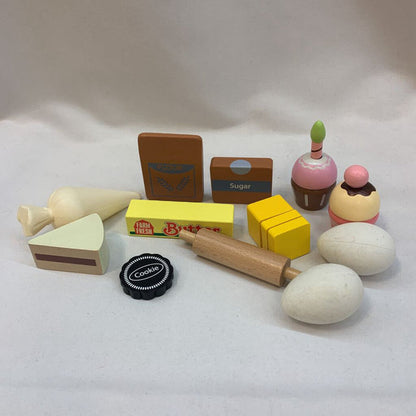 Play Kitchen: Baked Confections