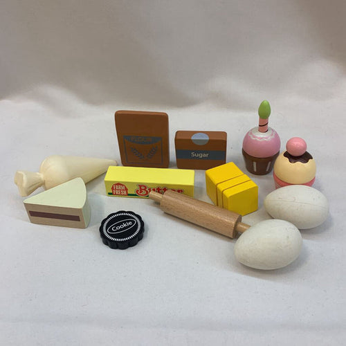 Play Kitchen: Baked Confections