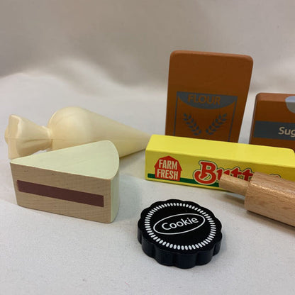 Play Kitchen: Baked Confections