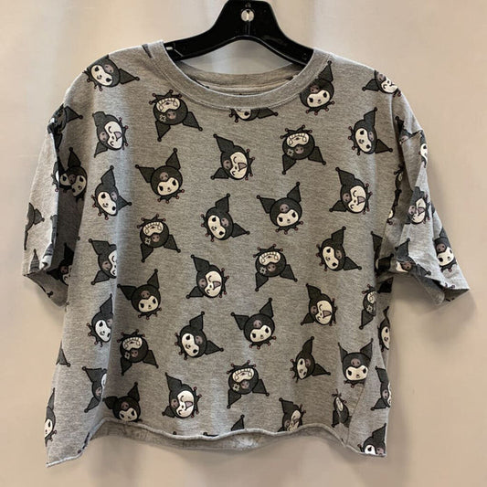 Shirt: Crop with Smiling Kuromi Figure