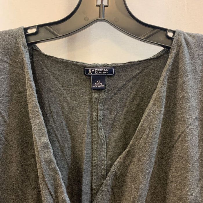 Shirt: Short Sleeve Cross Front V Neck