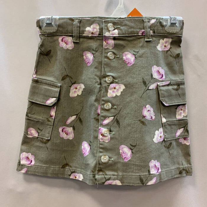 Skirt: NWT floral pattern